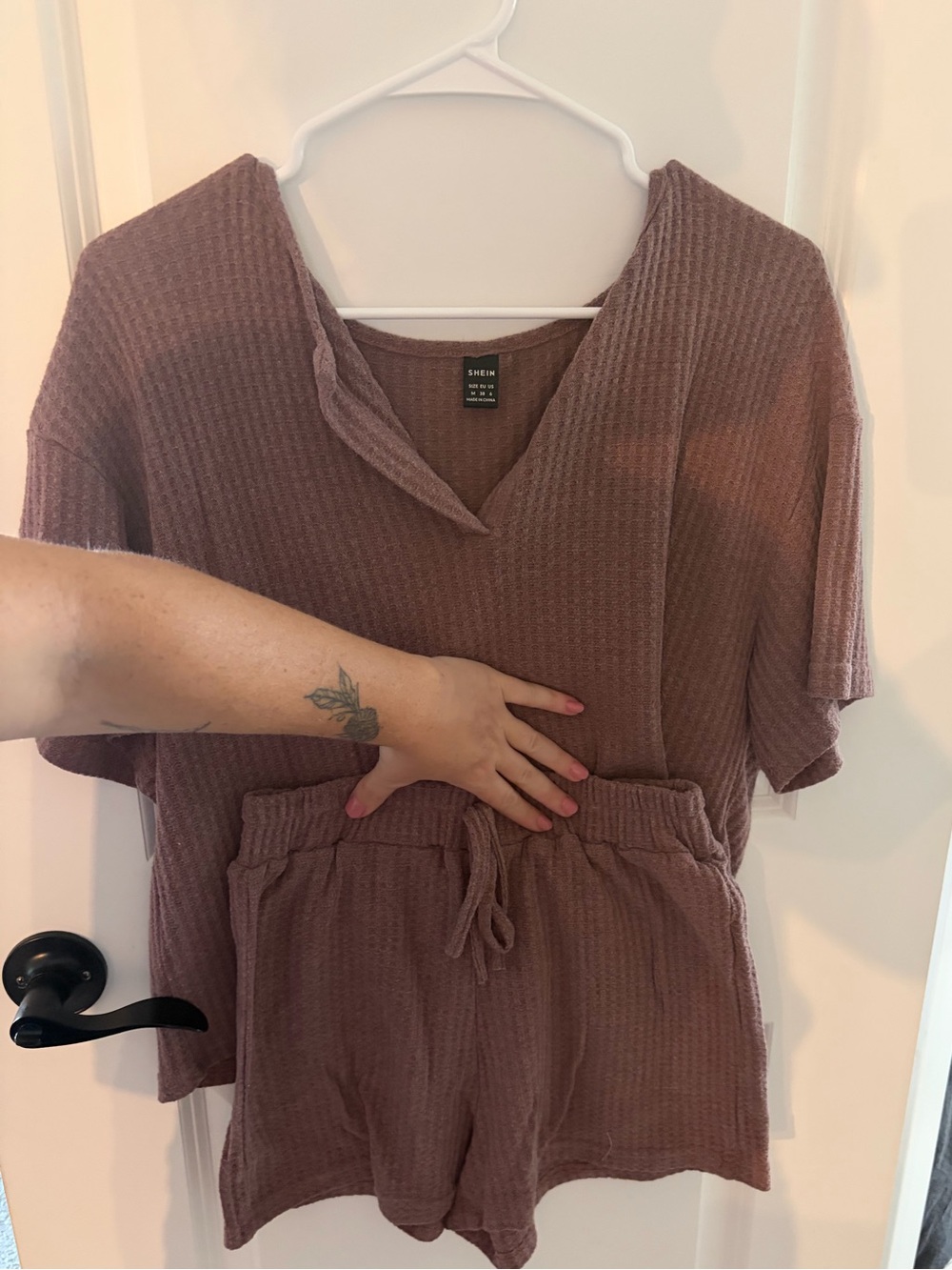 SHEIN Dusty Rose Waffle-Knit V-Neck Lounge Set - Top & Drawstring Shorts